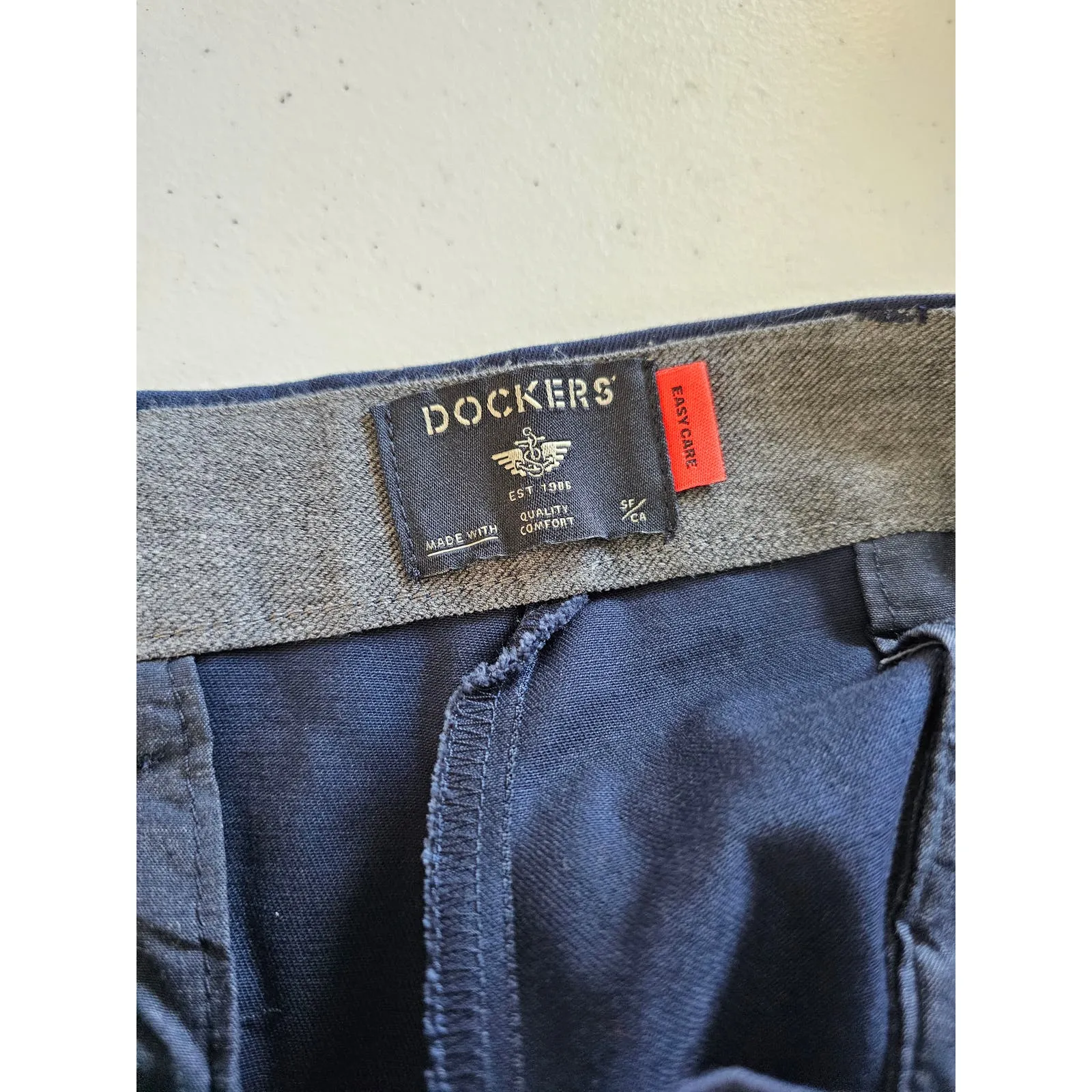 Dockers Mens Sz 38x30 Flat Front Classic Fit Dress Pants Navy Blue