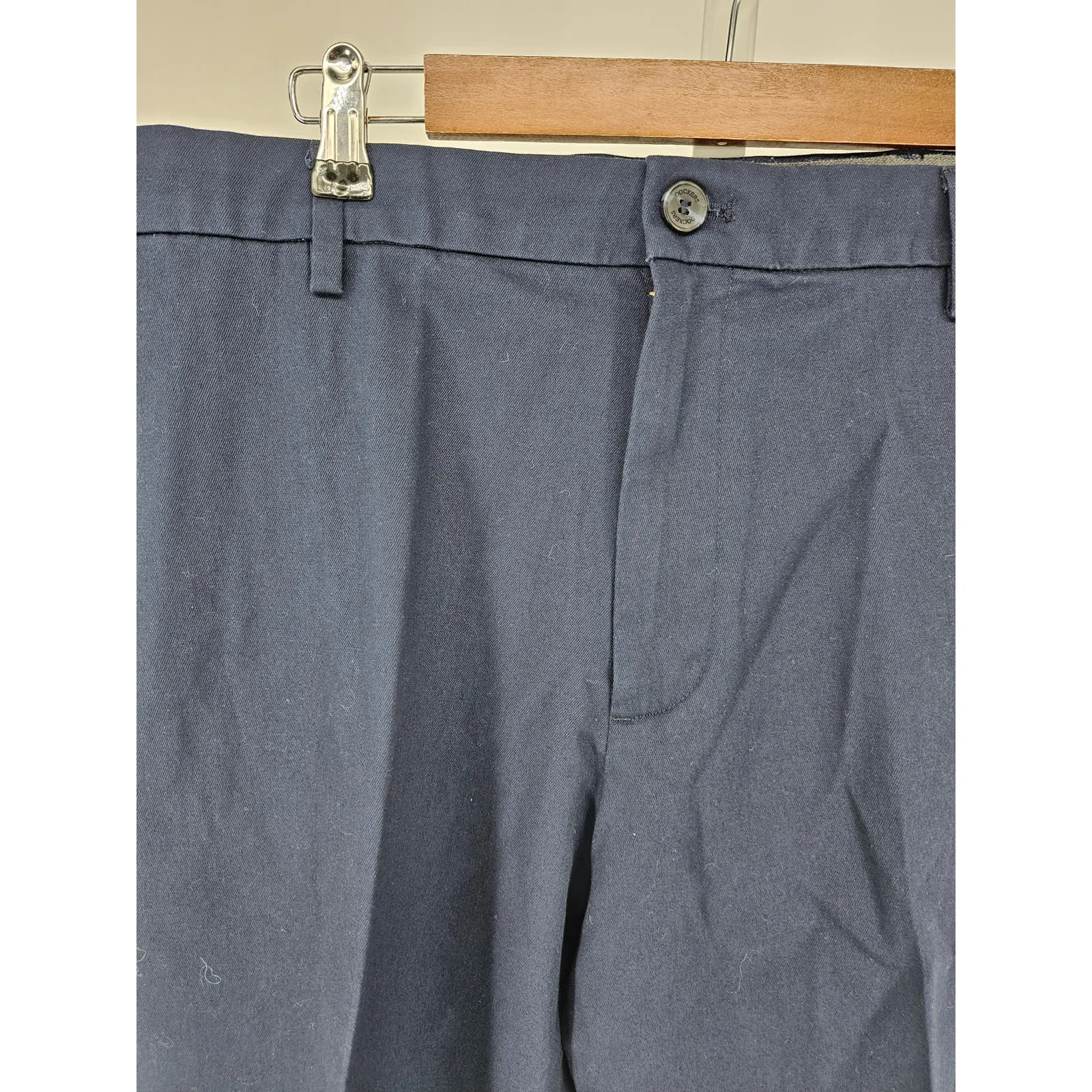 Dockers Mens Sz 38x30 Flat Front Classic Fit Dress Pants Navy Blue