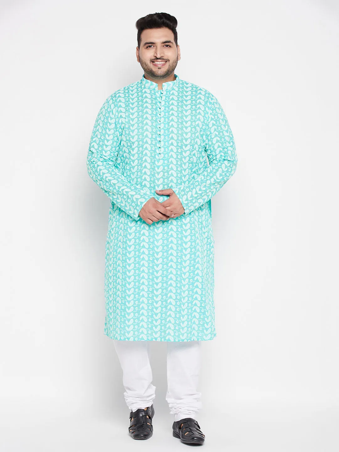 VASTRAMAY Green Chikankari Embroidered Men's Kurta